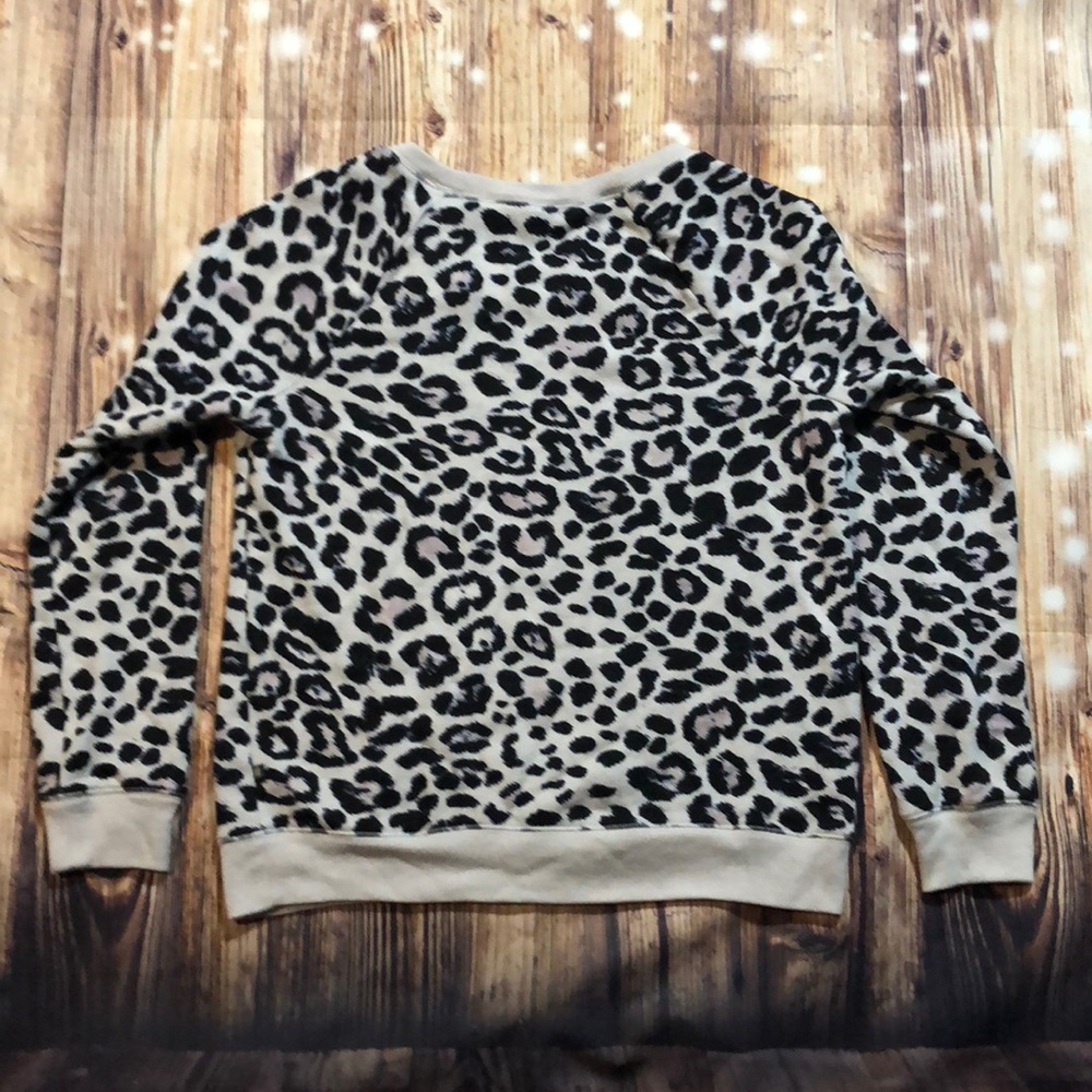 Victoria’s Secret small sweatershirt - Picture 7 of 7